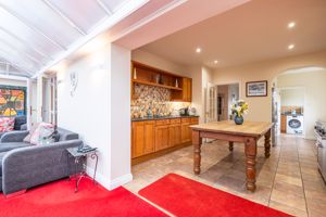 Kitchen- click for photo gallery